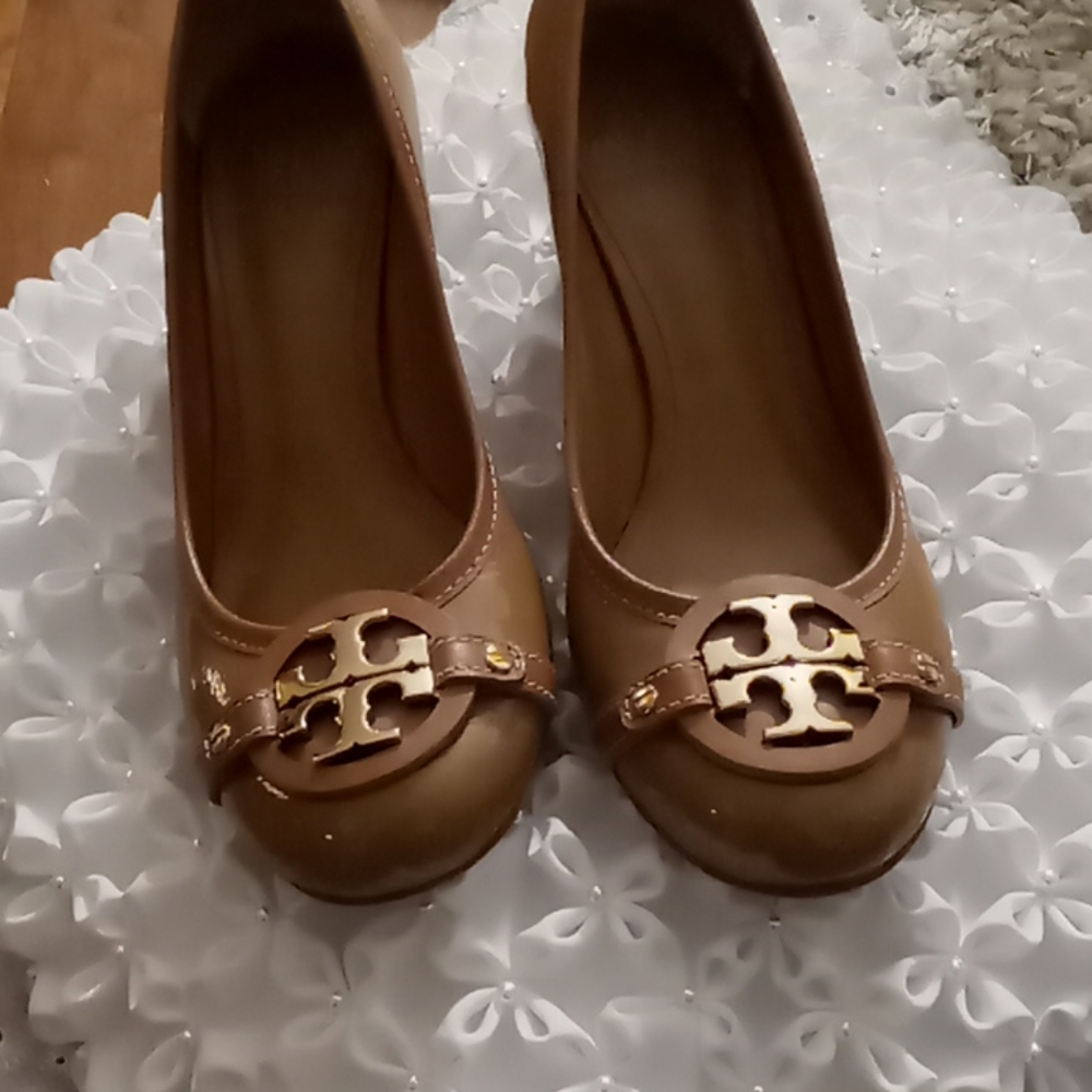 Women shoes